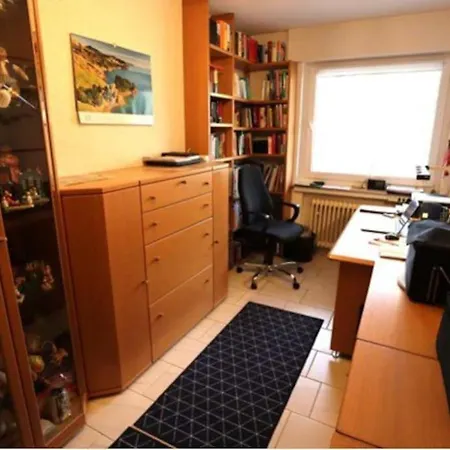 Peaceful In Apartment *
